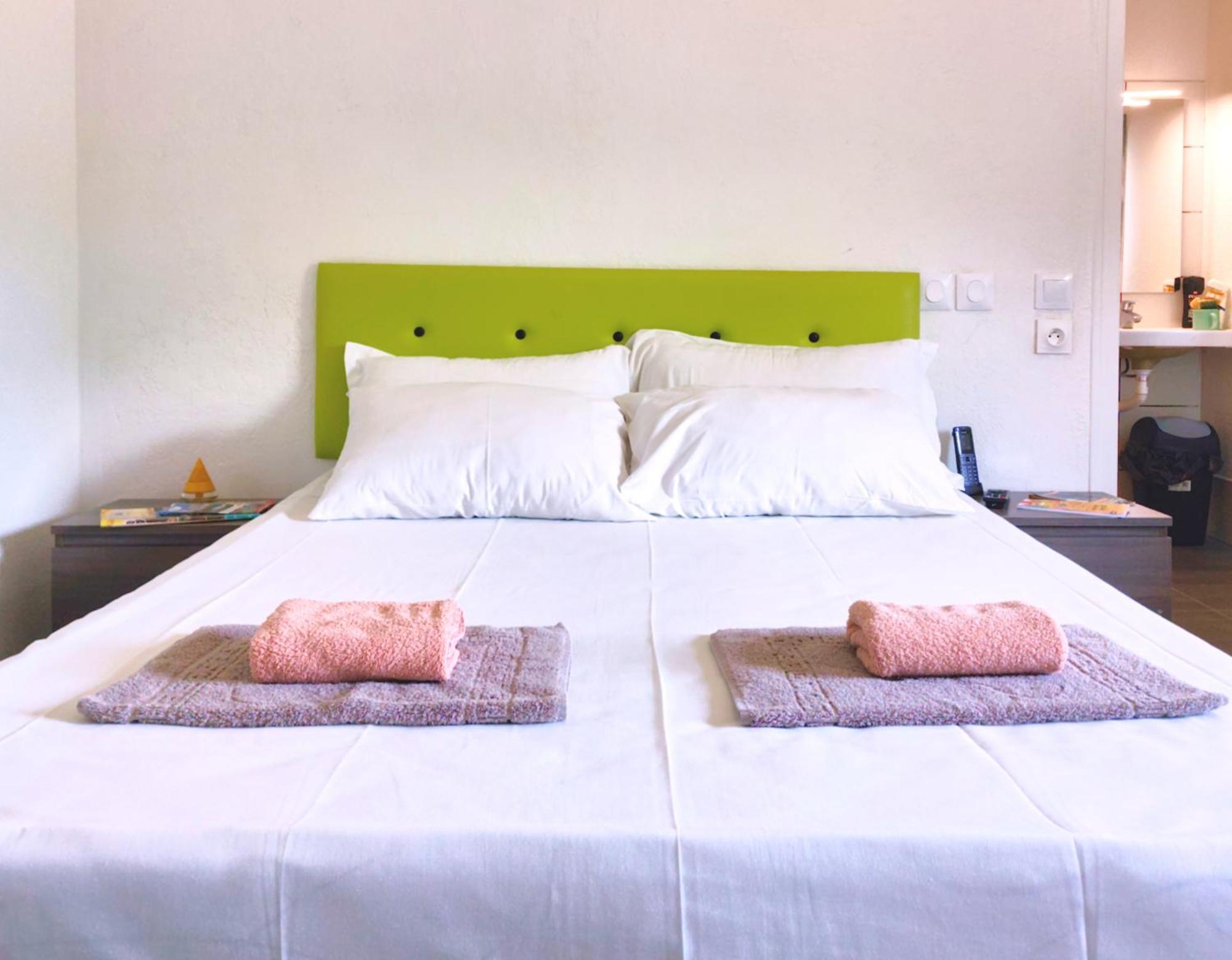 La Richardais Hotel La Voile Bleue מראה חיצוני תמונה