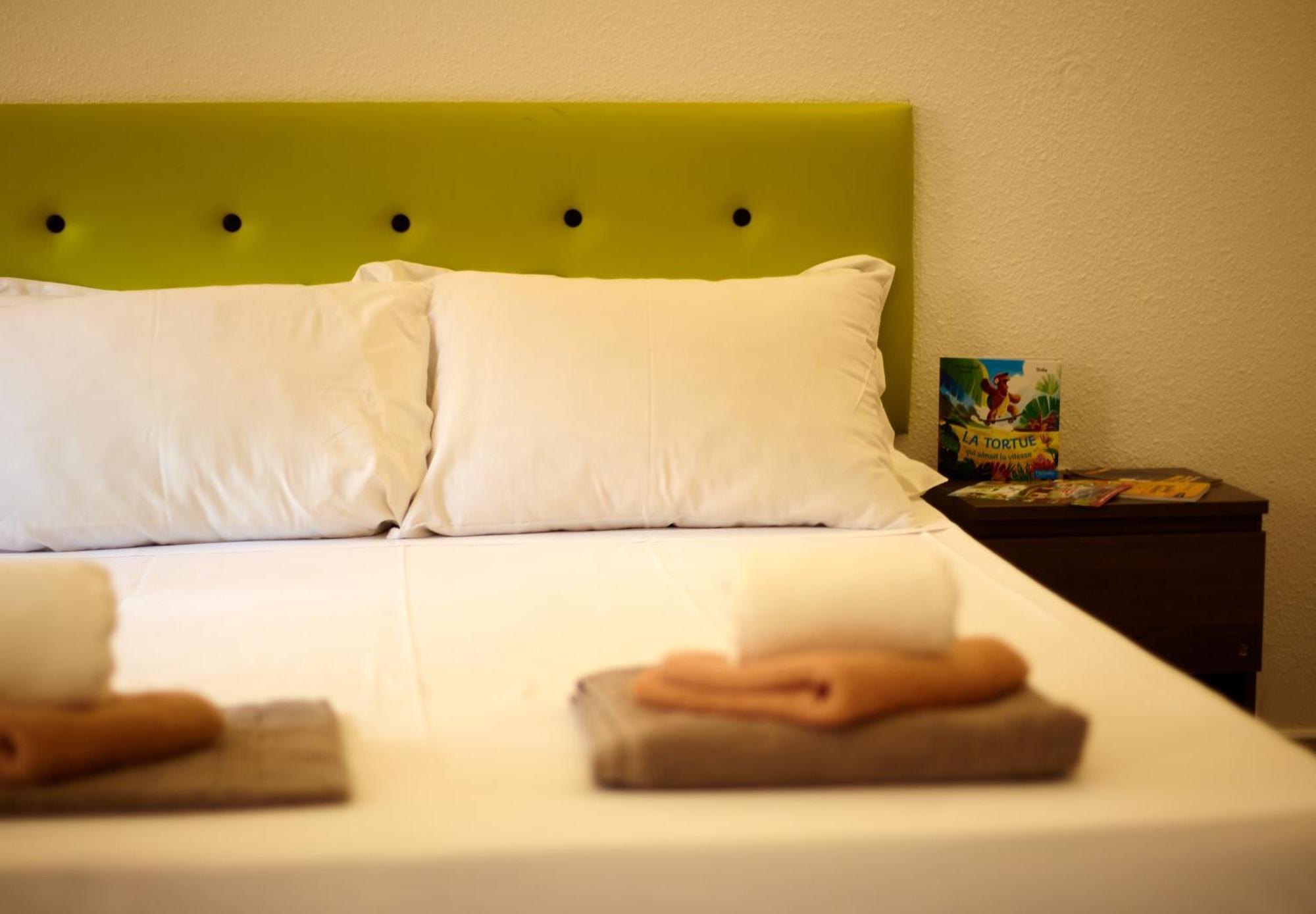 La Richardais Hotel La Voile Bleue מראה חיצוני תמונה