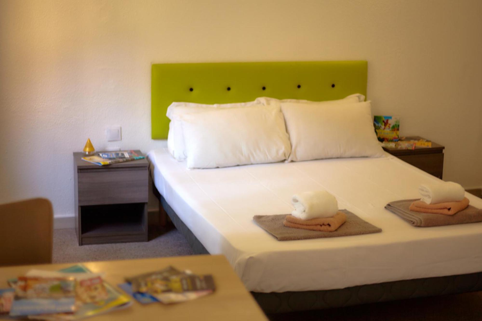 La Richardais Hotel La Voile Bleue מראה חיצוני תמונה
